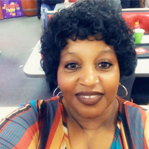 Meet your Posher, Lakethia - Picture 1 of 1